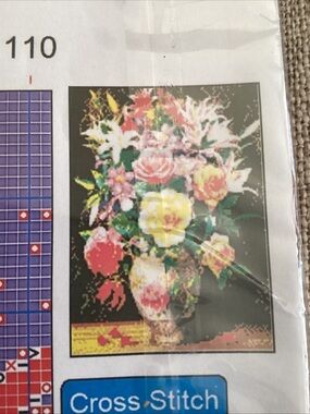 #837 Floral Bouquet stamped Cross-Stitch kit- Multicolor Roses